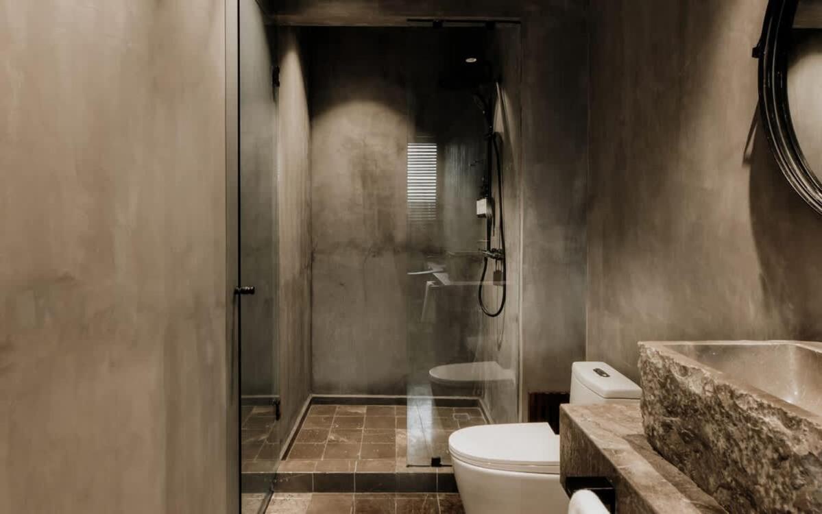 Barneys Ny Black Penthouse With Pool