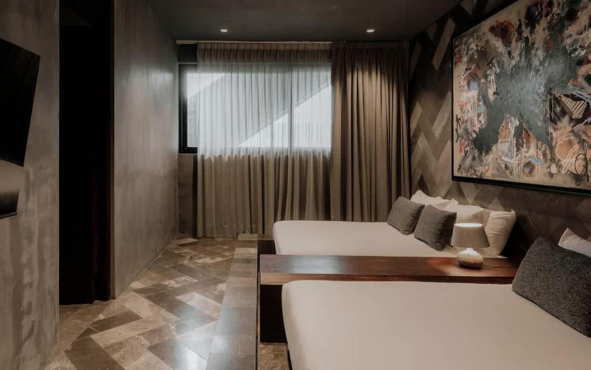 Barneys Ny Black Penthouse With Pool Apartment