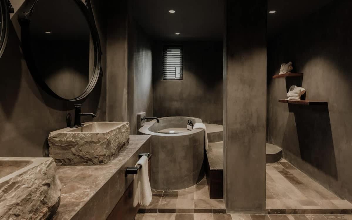 Apartment Barneys Ny Black Penthouse With Pool
