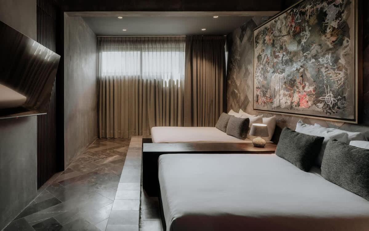 Barneys Ny Black Penthouse With Pool Tulum